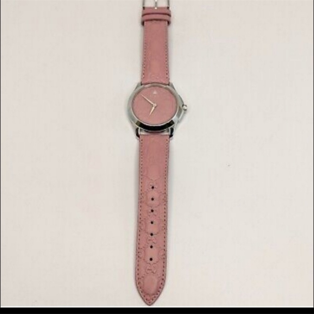 Gucci Luxury Watch Gorgeous! Swiss made and all leather! - Picture 4 of 8